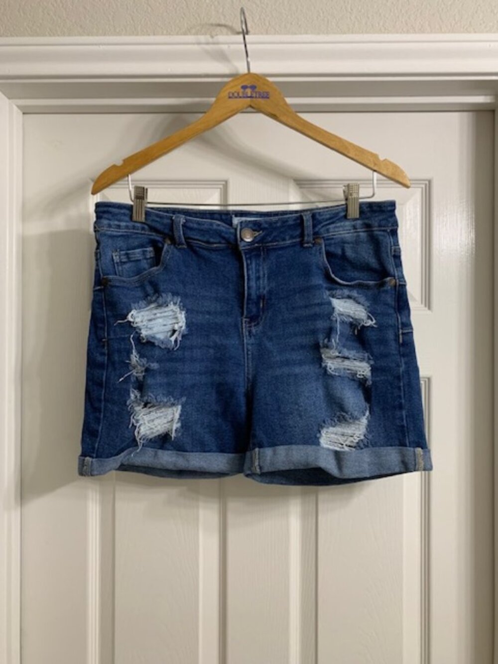 Blue Savvy Brand Women's Denim Shorts, Size 16